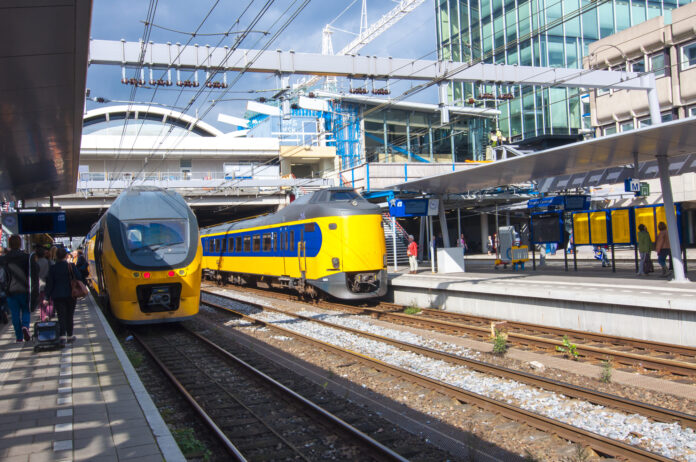 Intercity-trains-in-Utrecht-railway-station