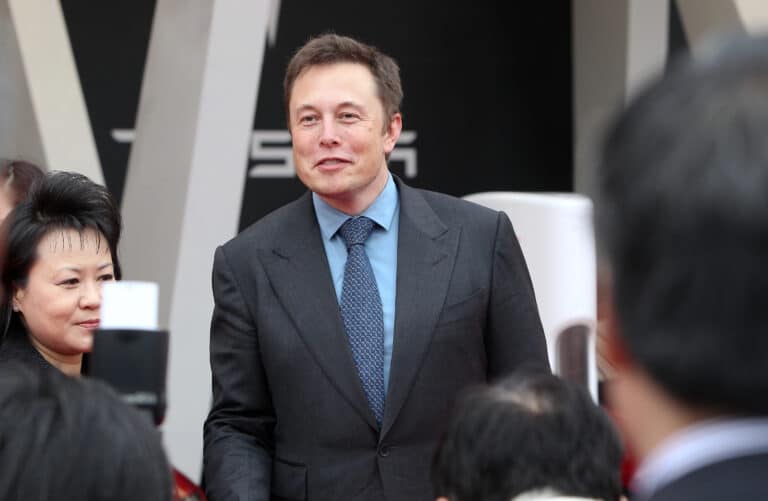 Elon Musk has as much money as 70% of Dutch people COMBINED