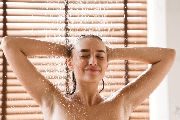Amsterdammers are stealing all the hot water and WE NEED TO SHOWER 