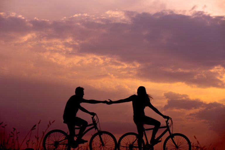 Reunited: significant others of the Dutch will soon be able to re-enter the Netherlands