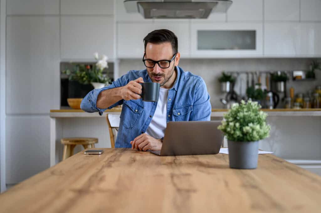 freelancer-na-holanda-usando-airwallex-para-gerenciar-finanças-na-holanda