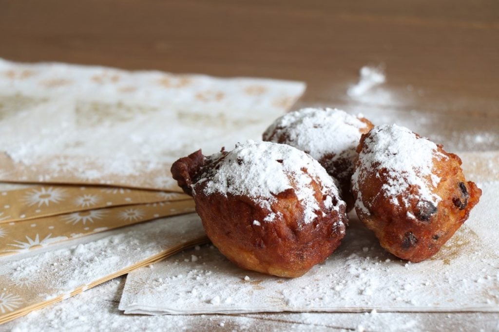 Olliebollen are a must-eat in Amsterdam