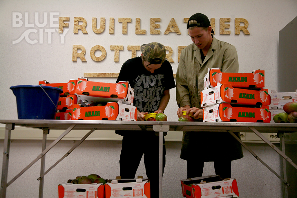 photo-of-mangos-which-can-be-used-to-create-leather-like-material