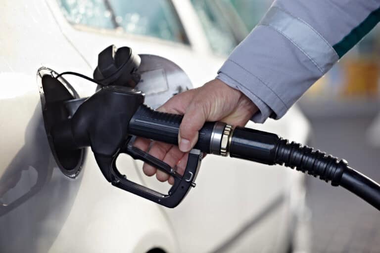 Dutch petrol prices break 2022 record: now over €2.50 per litre