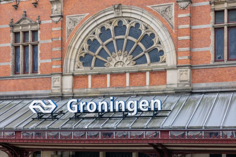 This major Dutch train station is closing for TWO MONTHS: here’s what we know