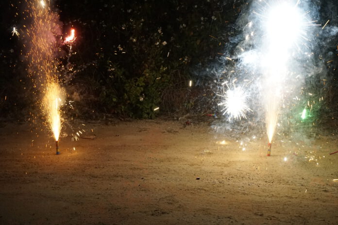 picture-of-fireworks-placed-on-the-ground