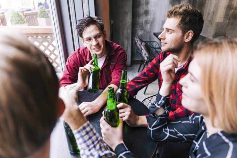 “Dutch courage” is… real? Drunk Germans actually speak better Dutch than sober ones