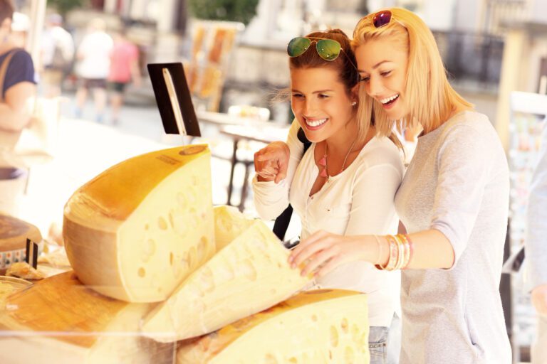 Eat your cheese: How the Dutch became ridiculously tall