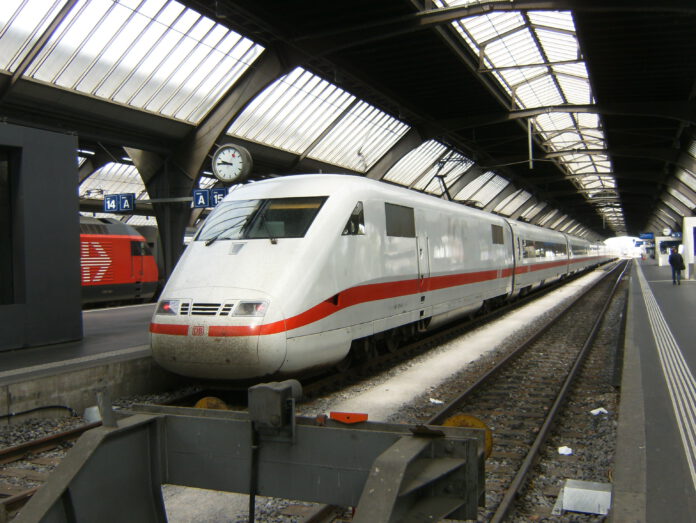 express-train-in-zurich-railway-station