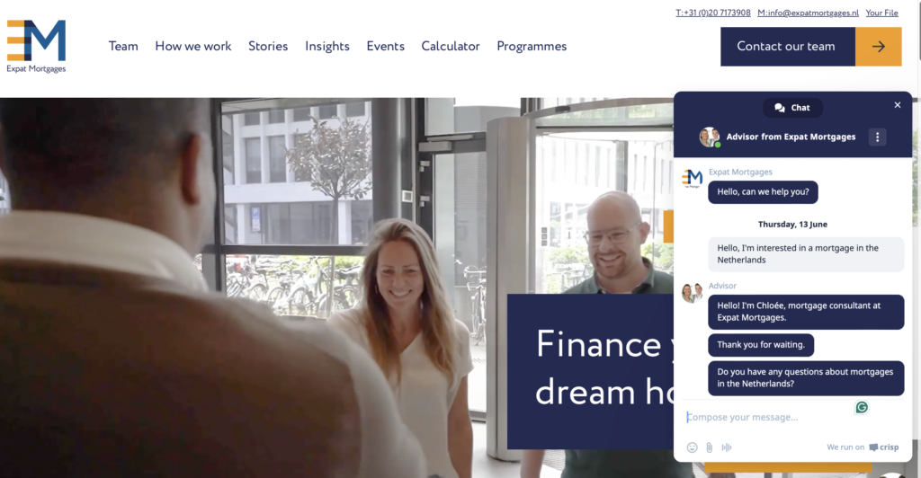 screenshot-of-expat-mortgages-chat-window-asking-about-getting-a-mortgage