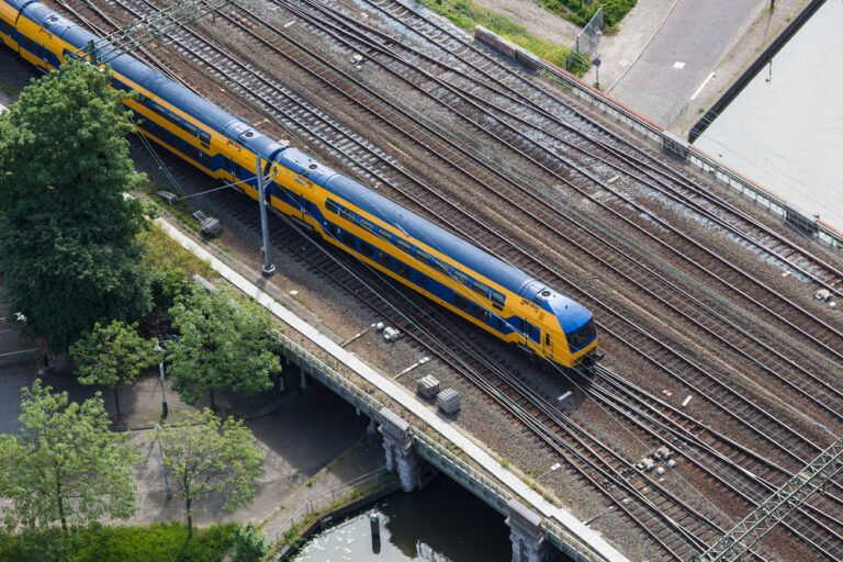 Two trains derail in the south of the Netherlands, police are investigating