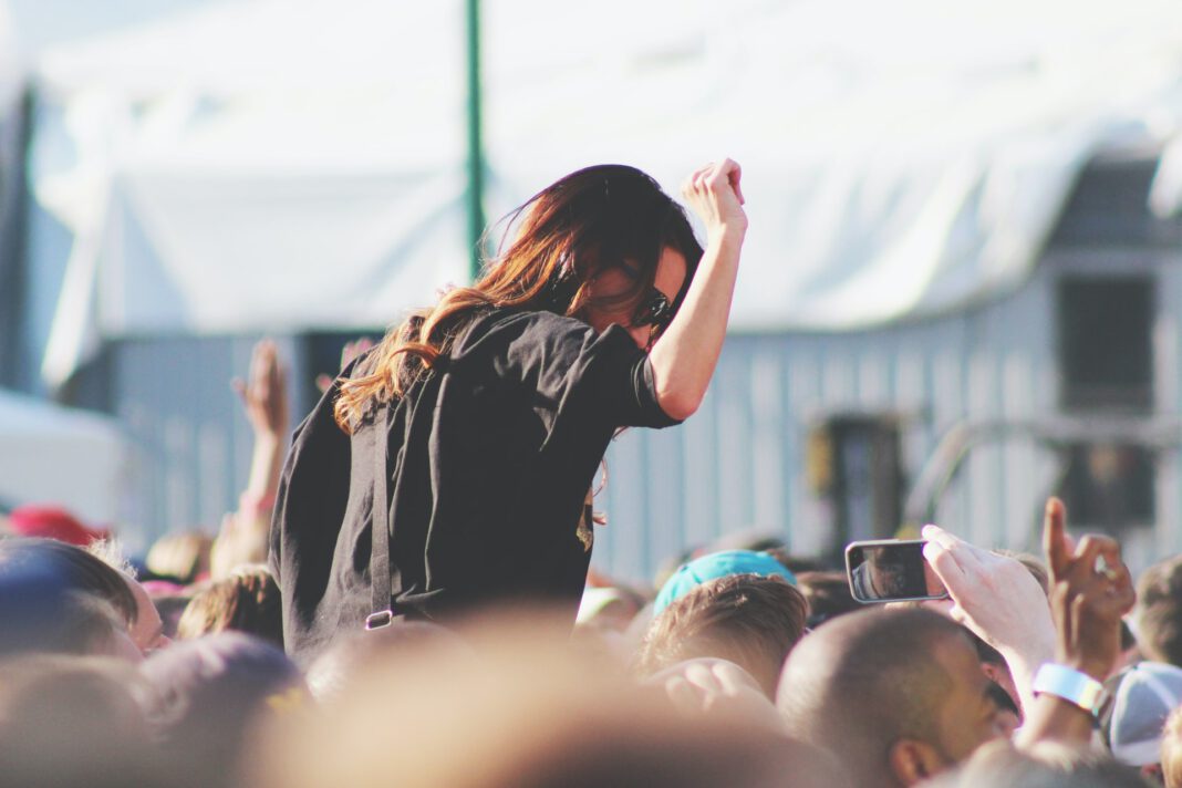 People-partying-at-festivals-in-Amsterdam-at-vaccination-site-NDSM-Loods-after-vaccination appointments cancelled