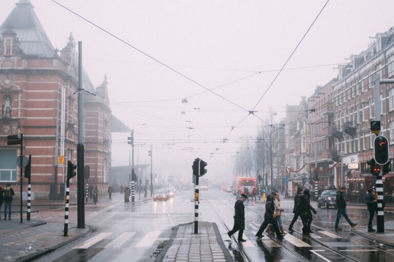 Code yellow: first spring storm, winds up to 110 km/h in the Netherlands