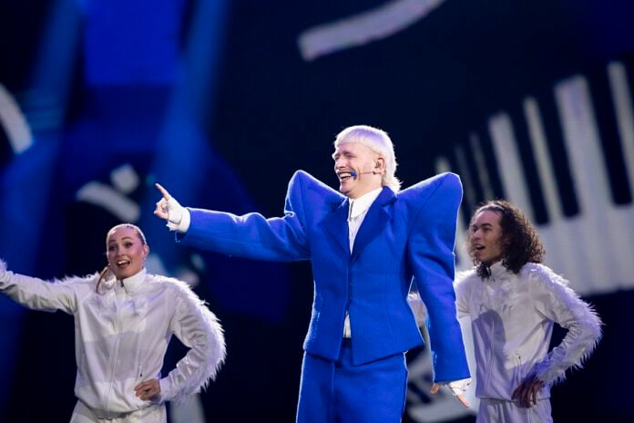 joost-klein-dutch-contestant-performing-at-eurovision