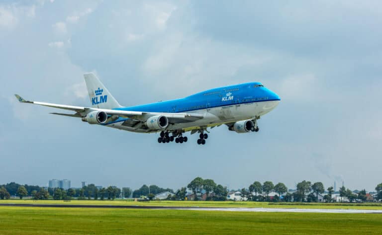 Flying with KLM in Europe? Up to 160 flights will be cut this May