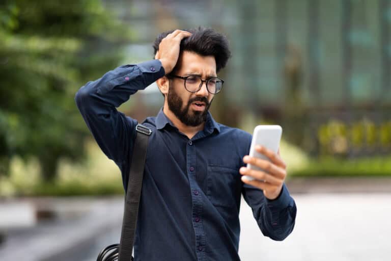 How to not look like a tourist in the Netherlands (thanks to your e-sim)