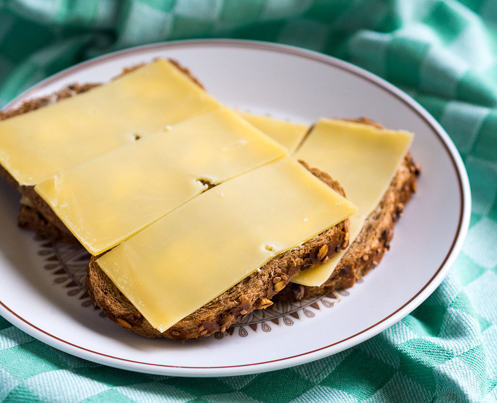 dutch-boterham-with-aged-cheese-lunch-in-the-netherlands
