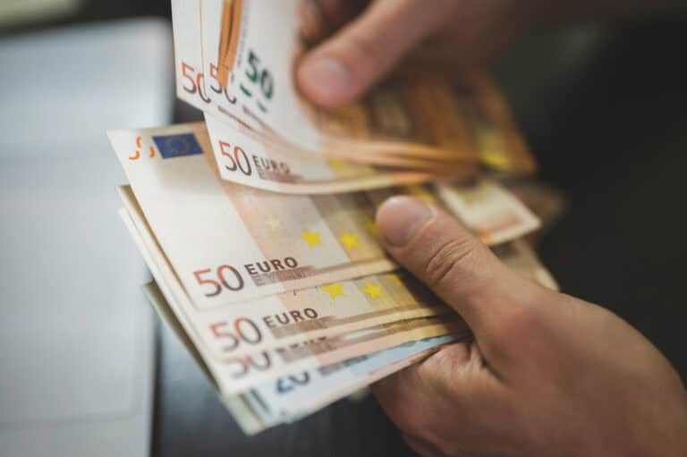Dutchman poses as COVID-19 investigator, now ordered to pay €302,000 to the government
