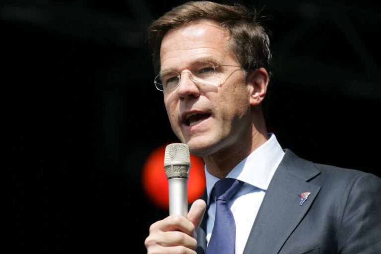 Rutte and other Dutch politicians express support for France after extremist attack in Nice