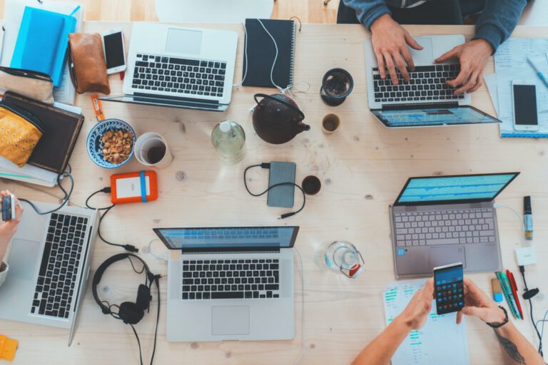 Digital tools for life in the Netherlands