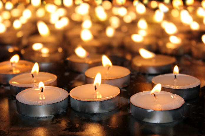 a-picture-of-memorial-candles