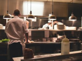 Crisis-in-Horeca-Dutch-restaurant-owners-forced-to-recruit-cooks-from-abroad