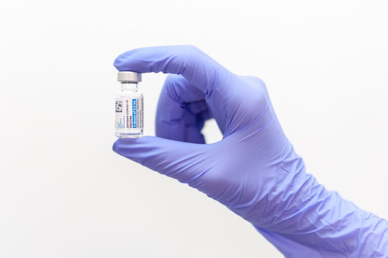 GGD accidentally flings open doors for second vaccination without an appointment