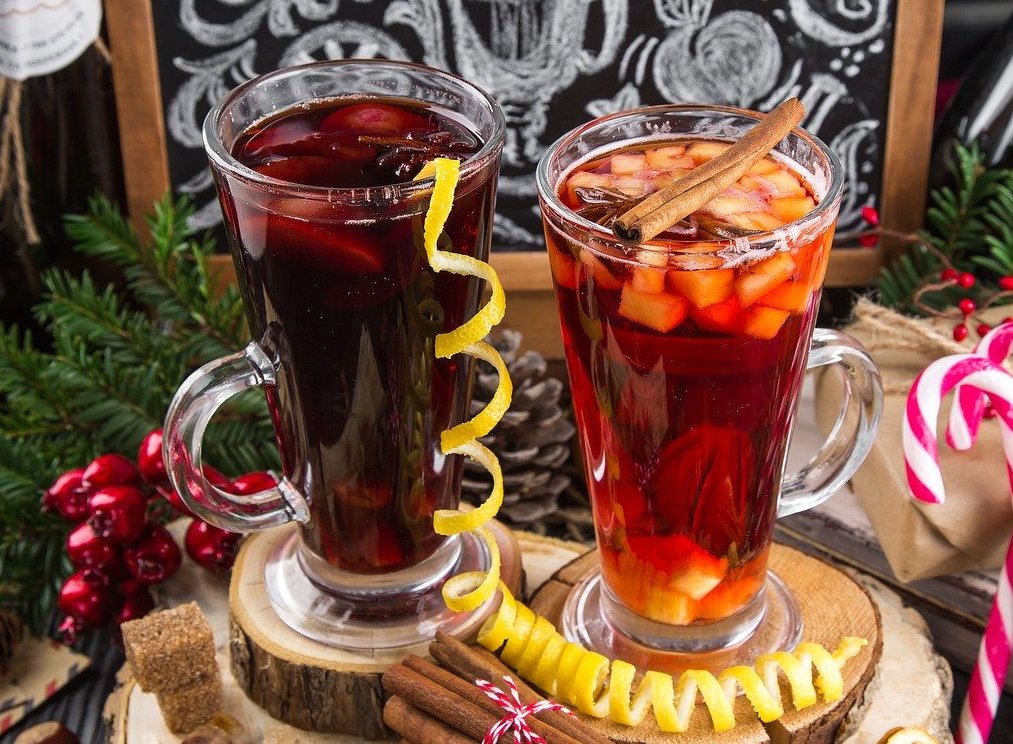 gluhwein-mulled-wine-christmas-market