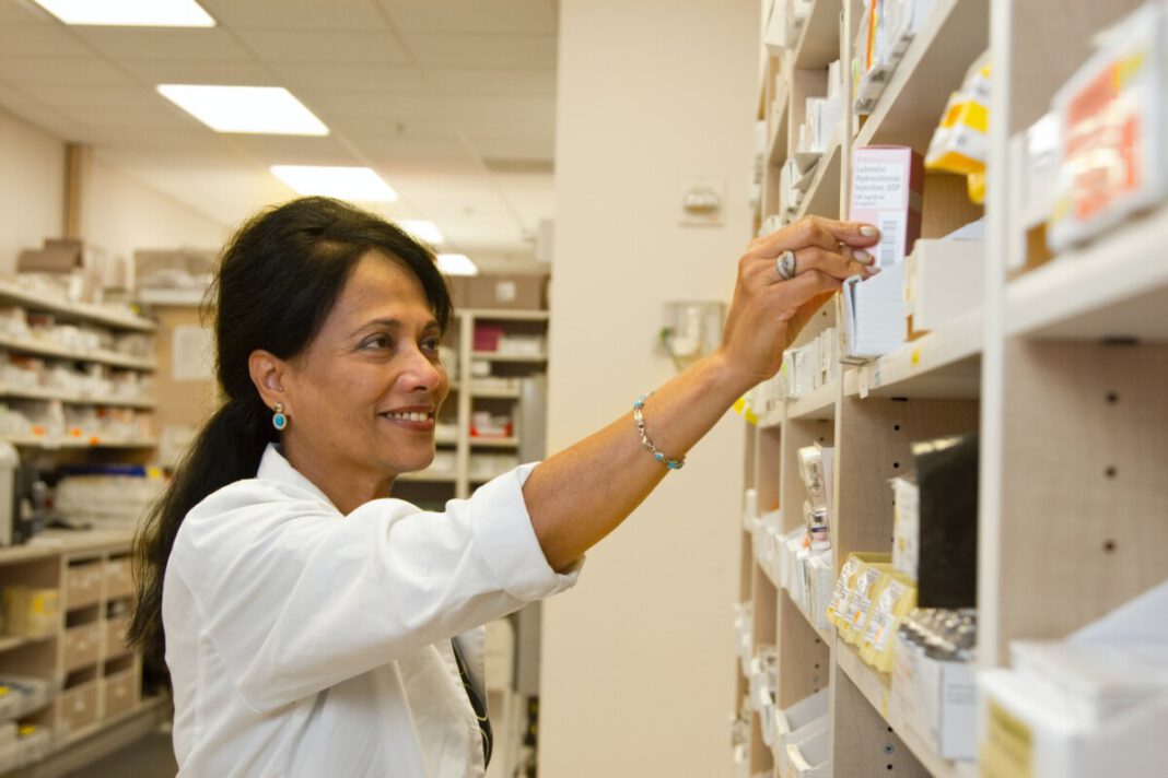 Photo-of-pharmacist-Netherlands