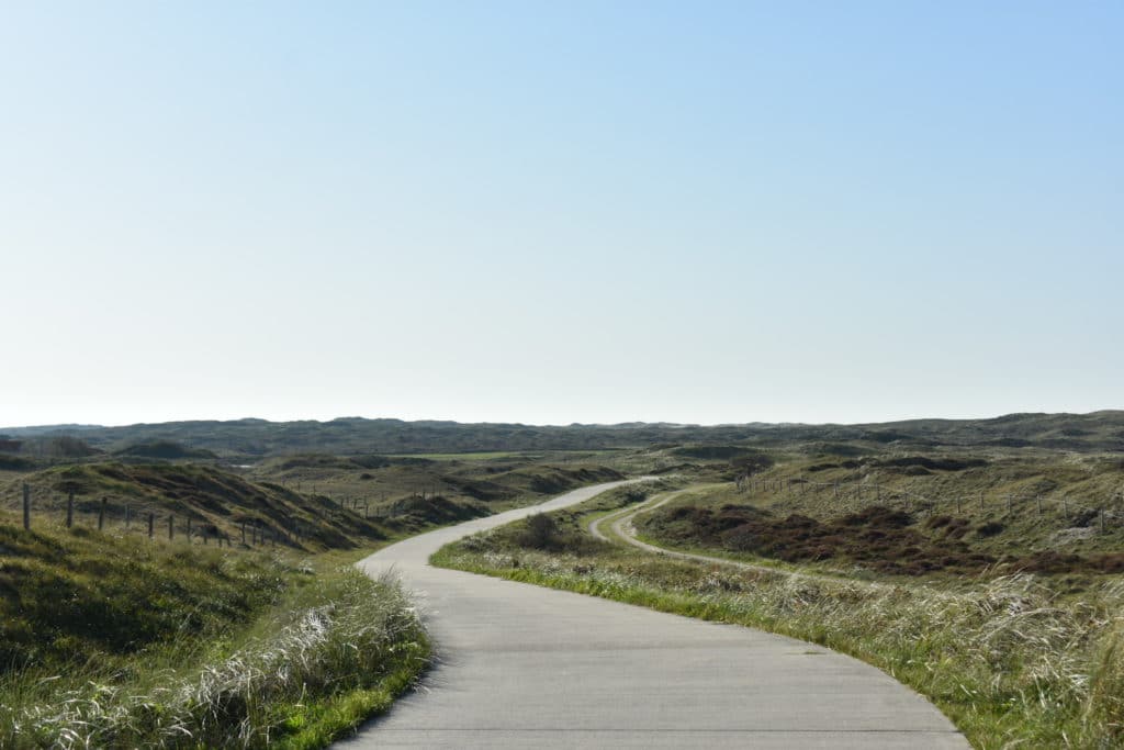 Landscape-of-texels-dunes-with-a-bike-path