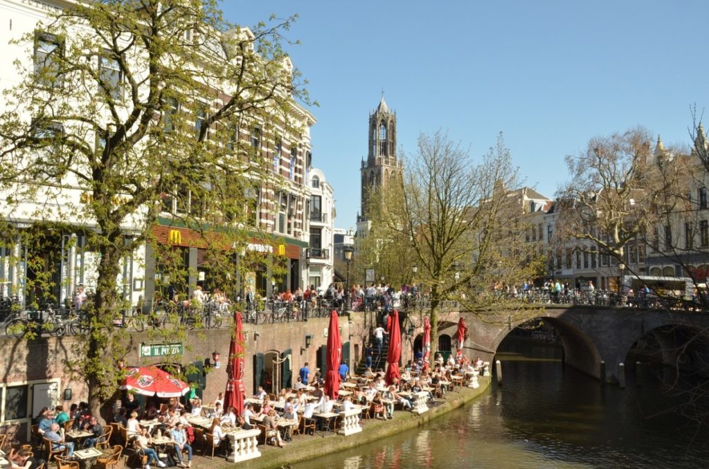 Moving to Utrecht: See the terraces on a summer day