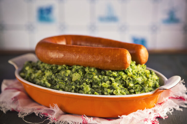 Dutch Quirk #38: Mush all of their dinner food (prakken)