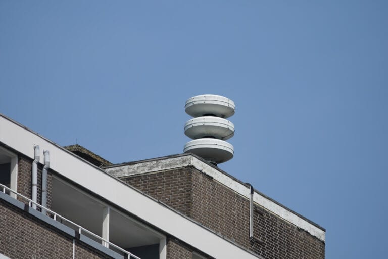 Monthly alarm sirens in the Netherlands: what you need to know