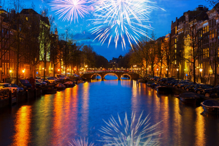 new-years-eve-in-the-netherlands-amsterdam