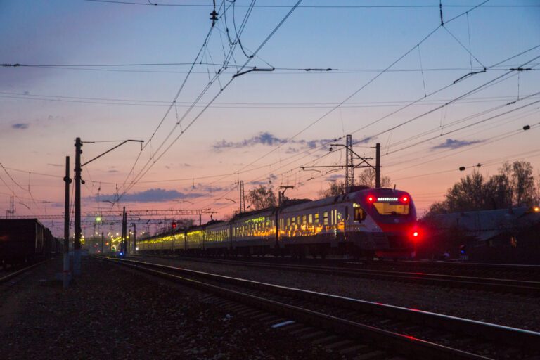 Fall asleep in Amsterdam, wake up in Berlin! The NL has a new night train