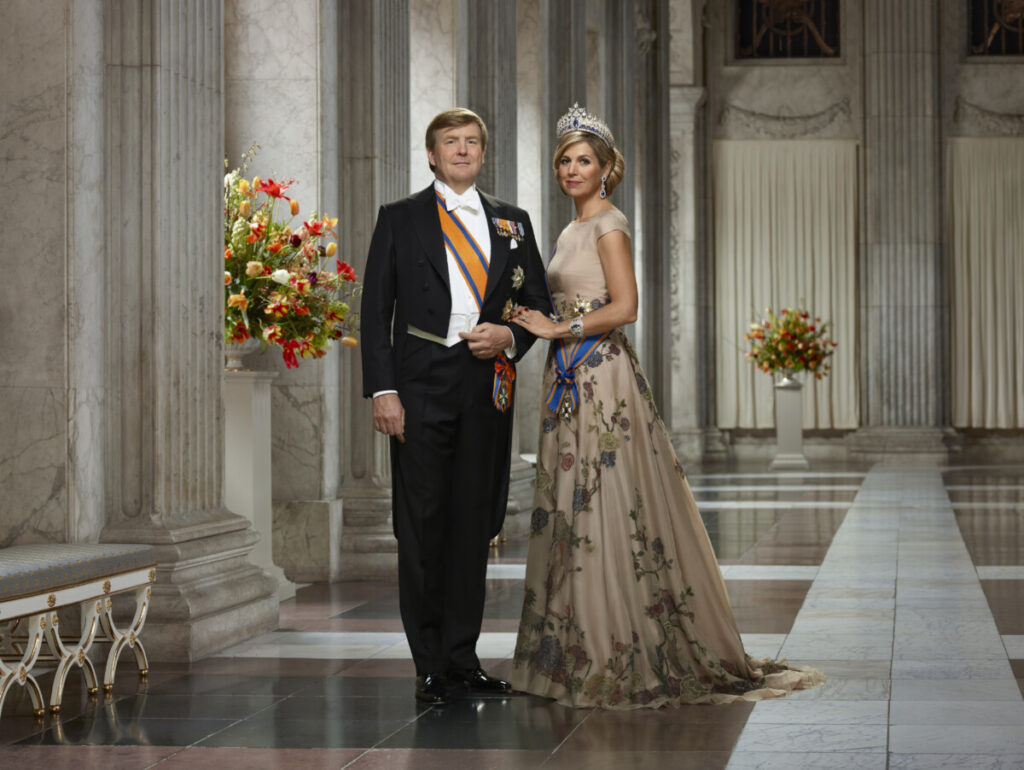 photo-of-dutch-royal-family-showing-king-willem-alexander-and-queen-maxima