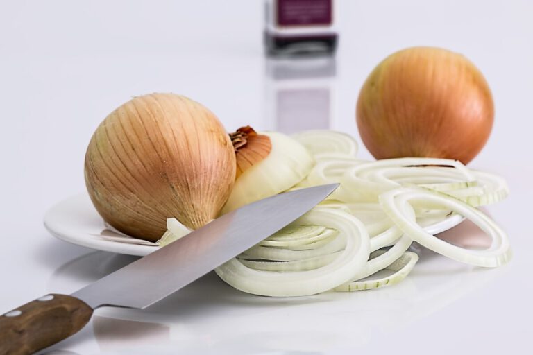 Dutch police pelted with onions after pulling over wedding procession