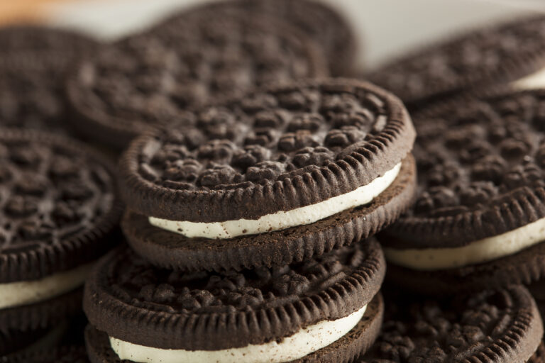 Dutch cocoa factory uses toxic ammonia to darken their Oreos for YEARS