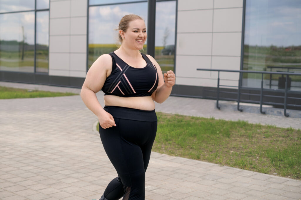 overweight-woman-jogging-while-on-weight-loss-medication-in-the-netherlands