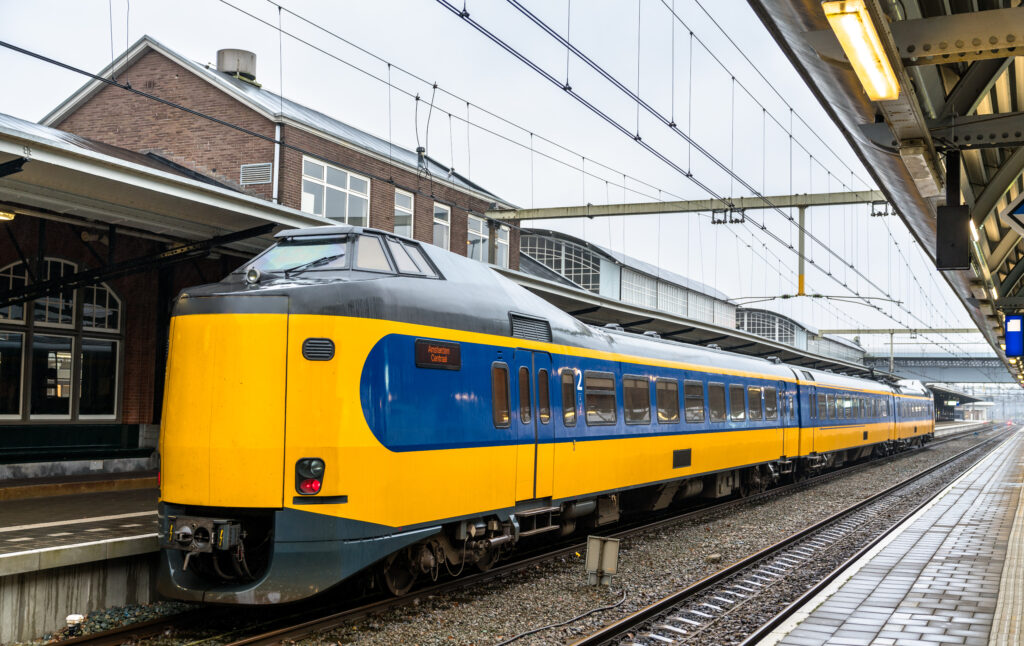 How did the train accident in Voorschoten happen? Experts weigh in - Vimarsana News