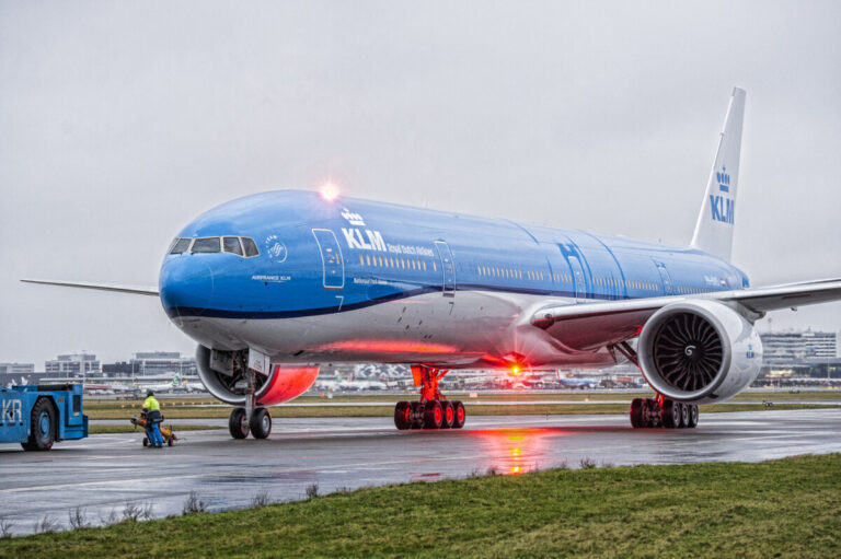KLM to cut all long-distance flights, new measures could be death sentence for Dutch company