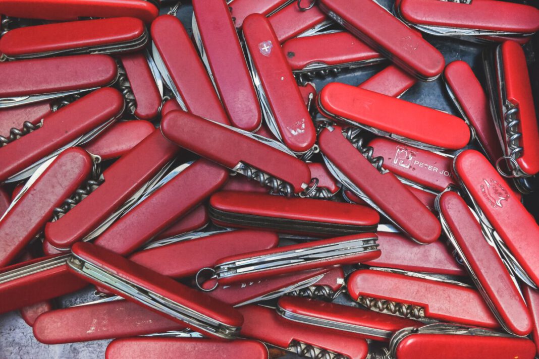 photo-of-knives