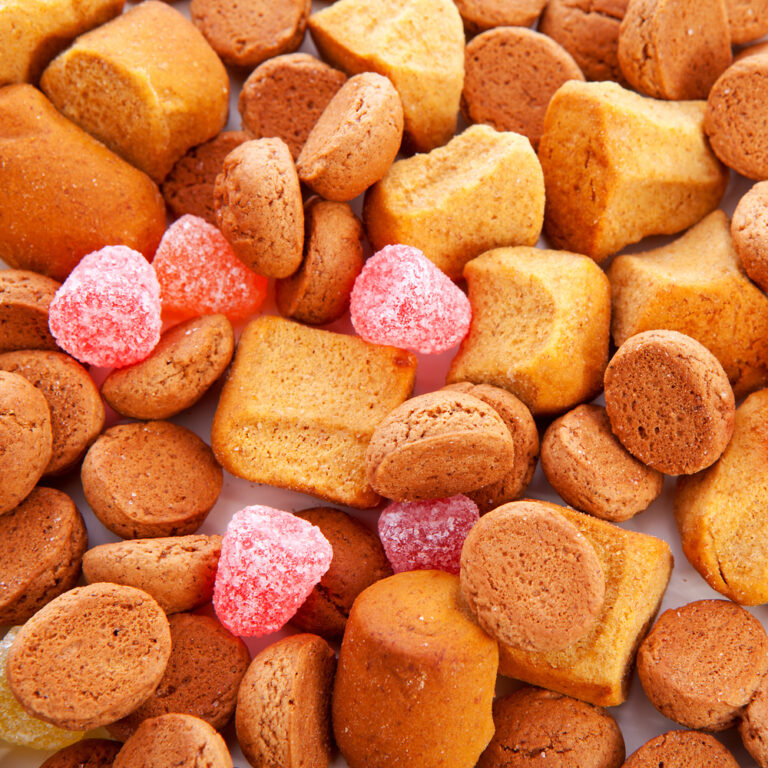 Dutch Quirk #10: Eat pepernoten during (and before!) the holiday season
