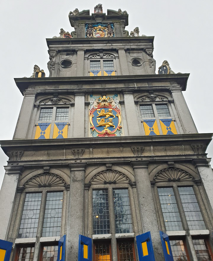 photo-facade-of-westfries-museum-in-hoorn