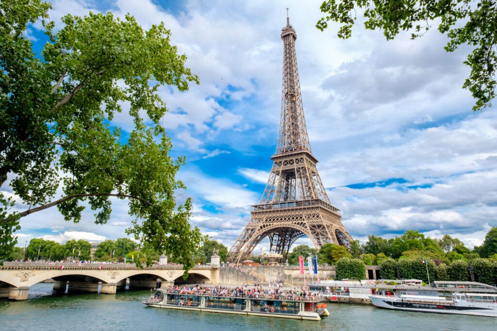 photograph-of-boats-ferrying-passengers-around-paris-france