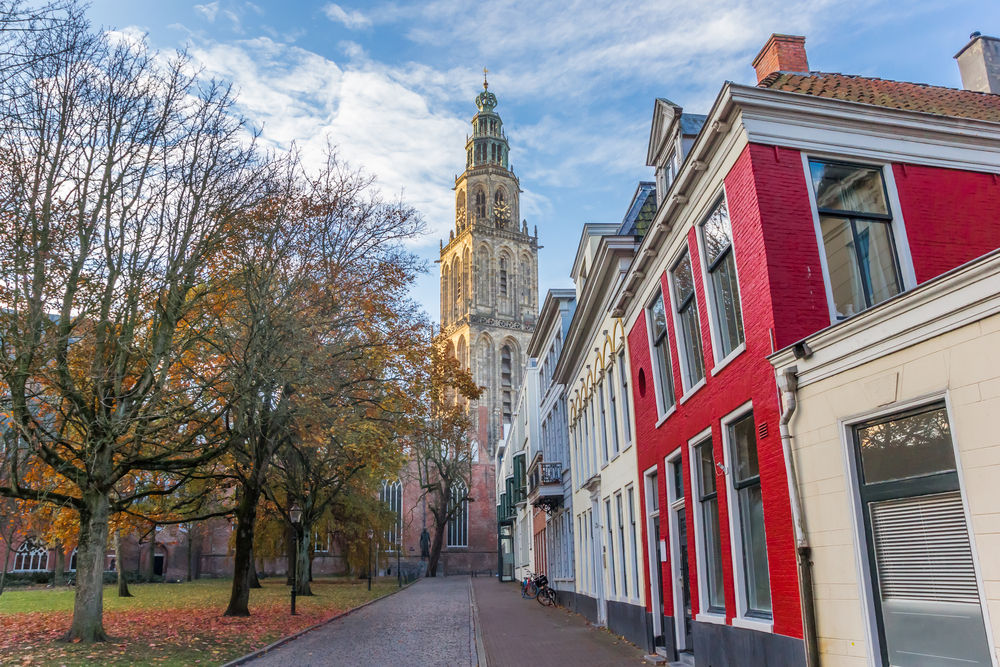 photograph-of-the-martinitoren-in-groningen-early-in-the-morning-things-to-do-in-groningen