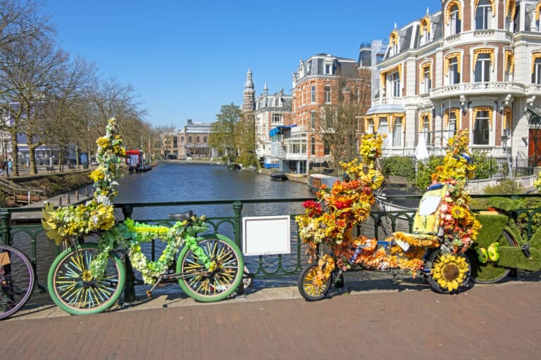 Amsterdam’s blossoming bikes keep popping up and we’re OBSESSED