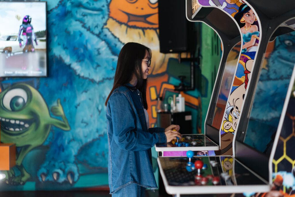 picture-of-girl-playing-arcade-machine-at-arcade-bar-in-netherlands