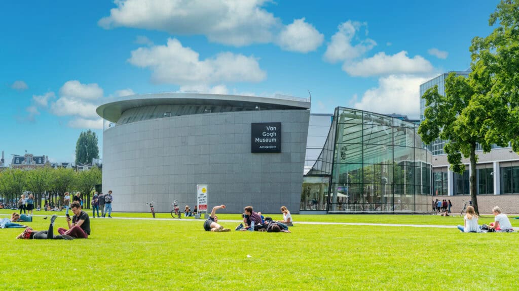 Photo-of-the-Van-Gogh-art-museum-in-Amsterdam