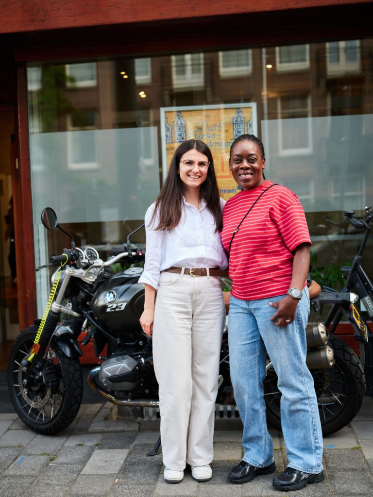 photo-of-post-class-student-networking-at-dutch-courses-amsterdam